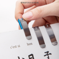 得力Deli 小彩色美工刀